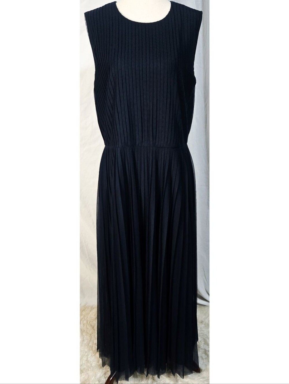 Lafayette 148 Pleated A Line Midi Dress Sleeveless Navy Blue Tulle Mesh Classic